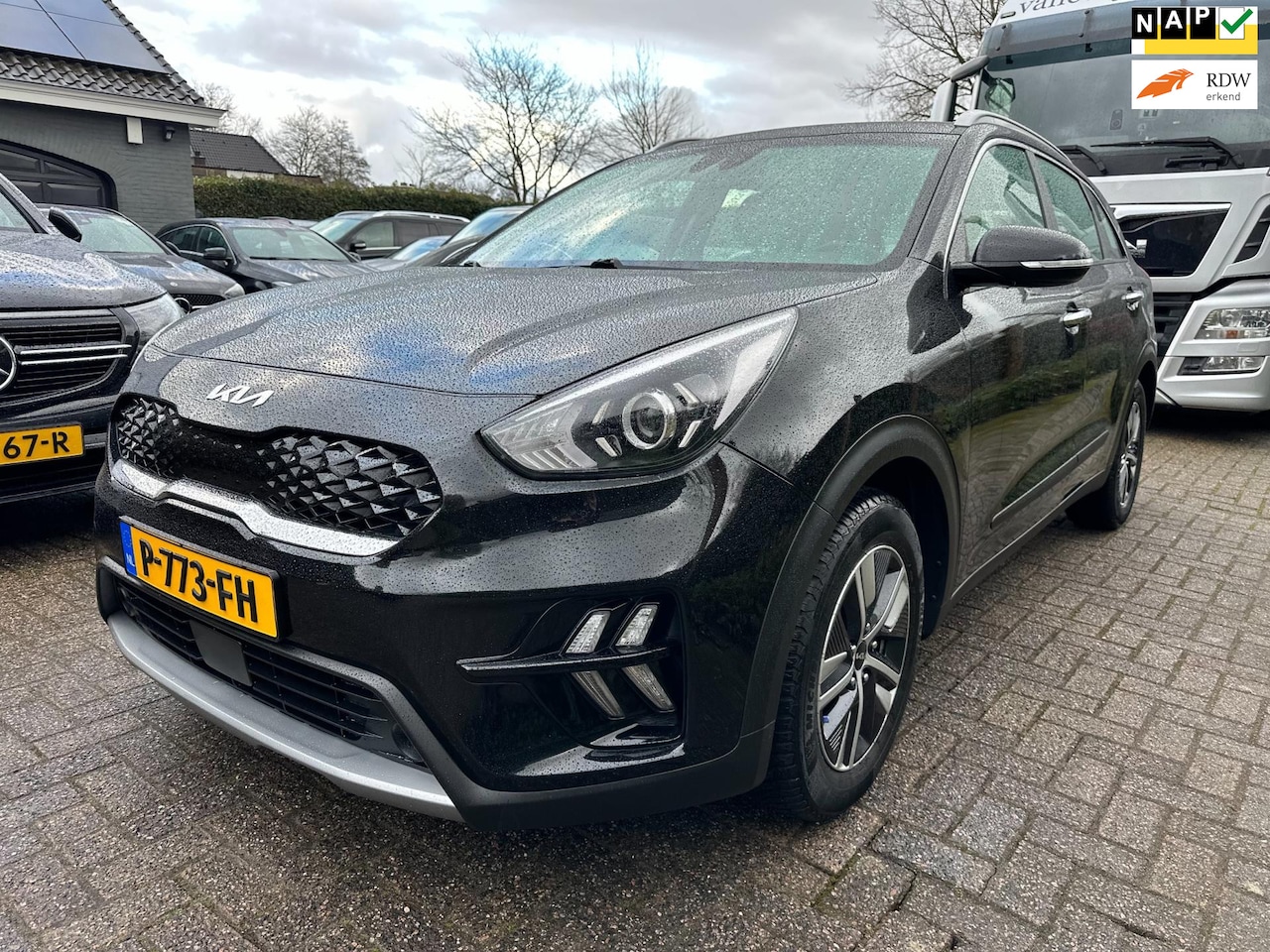 Kia Niro - 1.6 GDi Hybrid DynamicLine 1.6 GDi Hybrid DynamicLine, BTW! - AutoWereld.nl