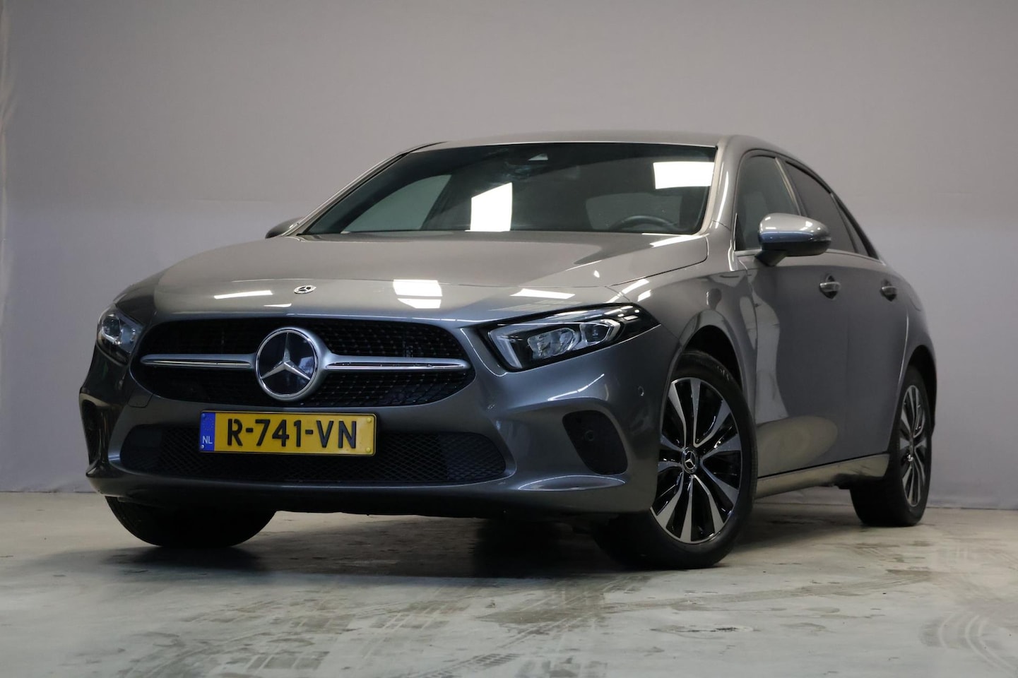 Mercedes-Benz A-klasse - 250 e Business Line |Carplay|Trekhaak| - AutoWereld.nl