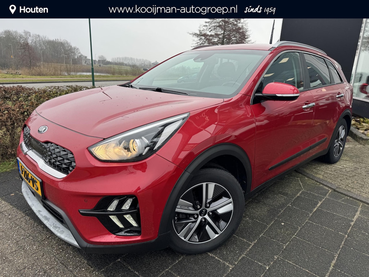 Kia Niro - 1.6 GDi Hybrid DynamicLine Eerste Eigenaar, Dealeronderhouden, Trekhaak, Apple Carplay/And - AutoWereld.nl
