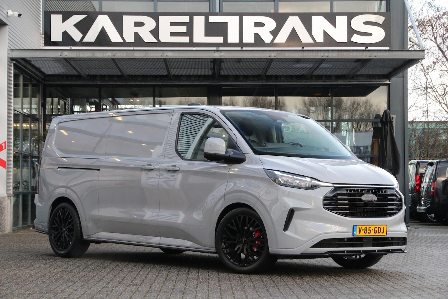 Ford Transit Custom - 2.0 TDCI 170 | Aut. | KAR-edition | L2H1 | Leer | Trekhaak | Clima.. - AutoWereld.nl