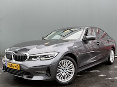 BMW 3-serie - BWJ 2022 320e Business 238 PK Edition Plus FULL LED | LEDER | STOELVERW. | CAMERA | CARPLA