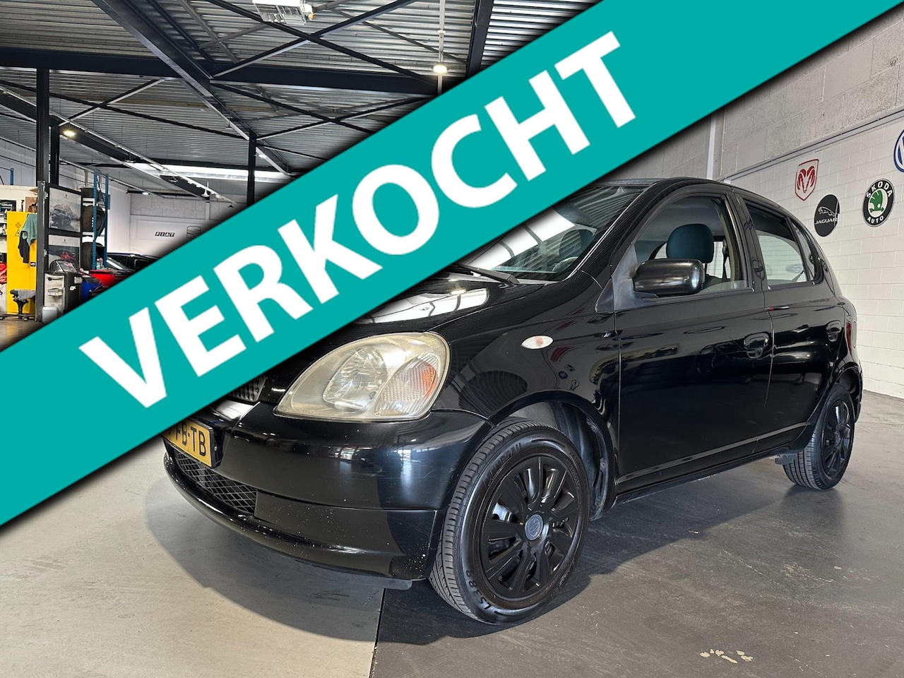 Toyota Yaris - 1.0-16V VVT-i Luna/Apk nieuw bij aflevering - AutoWereld.nl