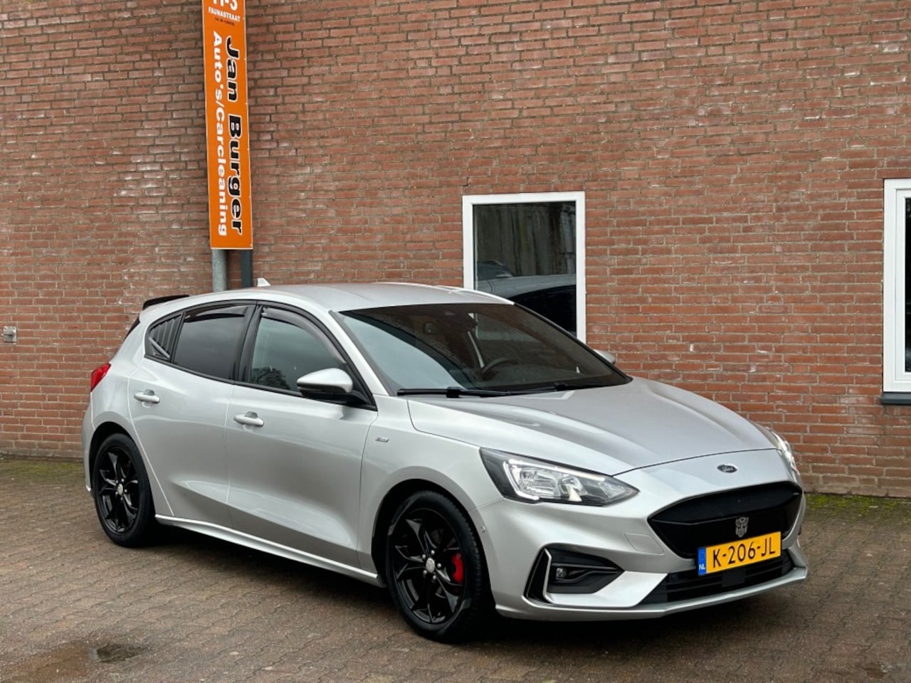Ford Focus - 1.0 ECOBOOST HYBRIDE 155 PK ST-LINE SUPERRR DIKKK - AutoWereld.nl