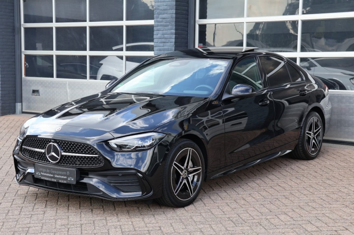 Mercedes-Benz C-klasse - C 300 E  AMG-line panoramadak - AutoWereld.nl