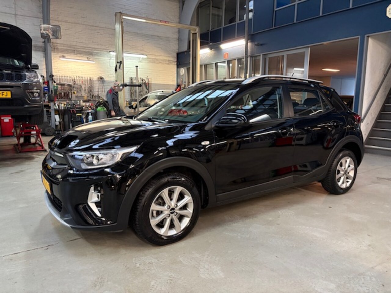 Kia Stonic - 1.0 T-GDi 120pk DCT7 DynamicLine | Apple carplay / Android auto | Camera | Climate control - AutoWereld.nl