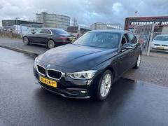BMW 3-serie - 330e HYBRIDE/BENZIN FACELIFT