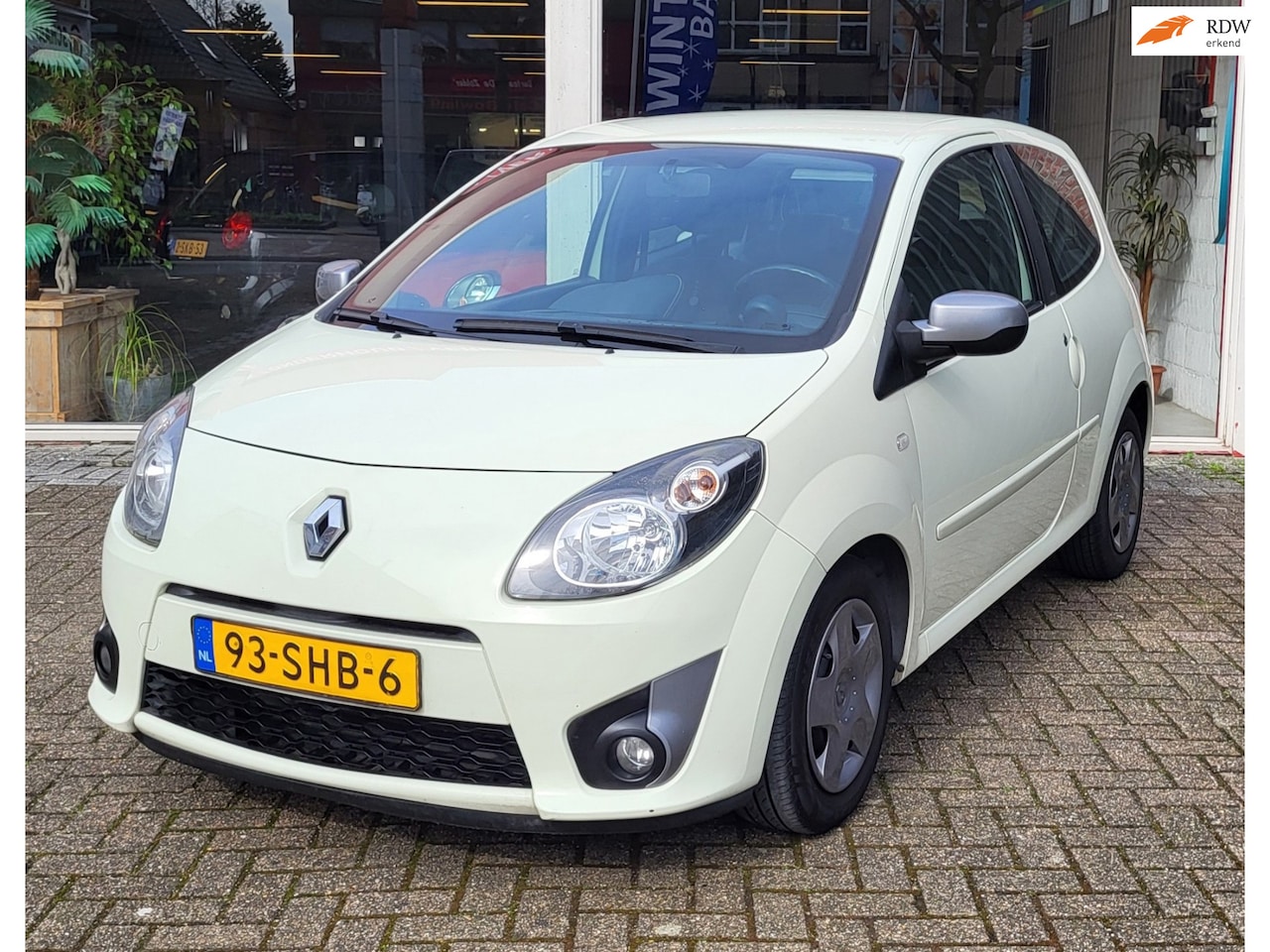 Renault Twingo - 1.2-16V Night & Day Automaat - AutoWereld.nl
