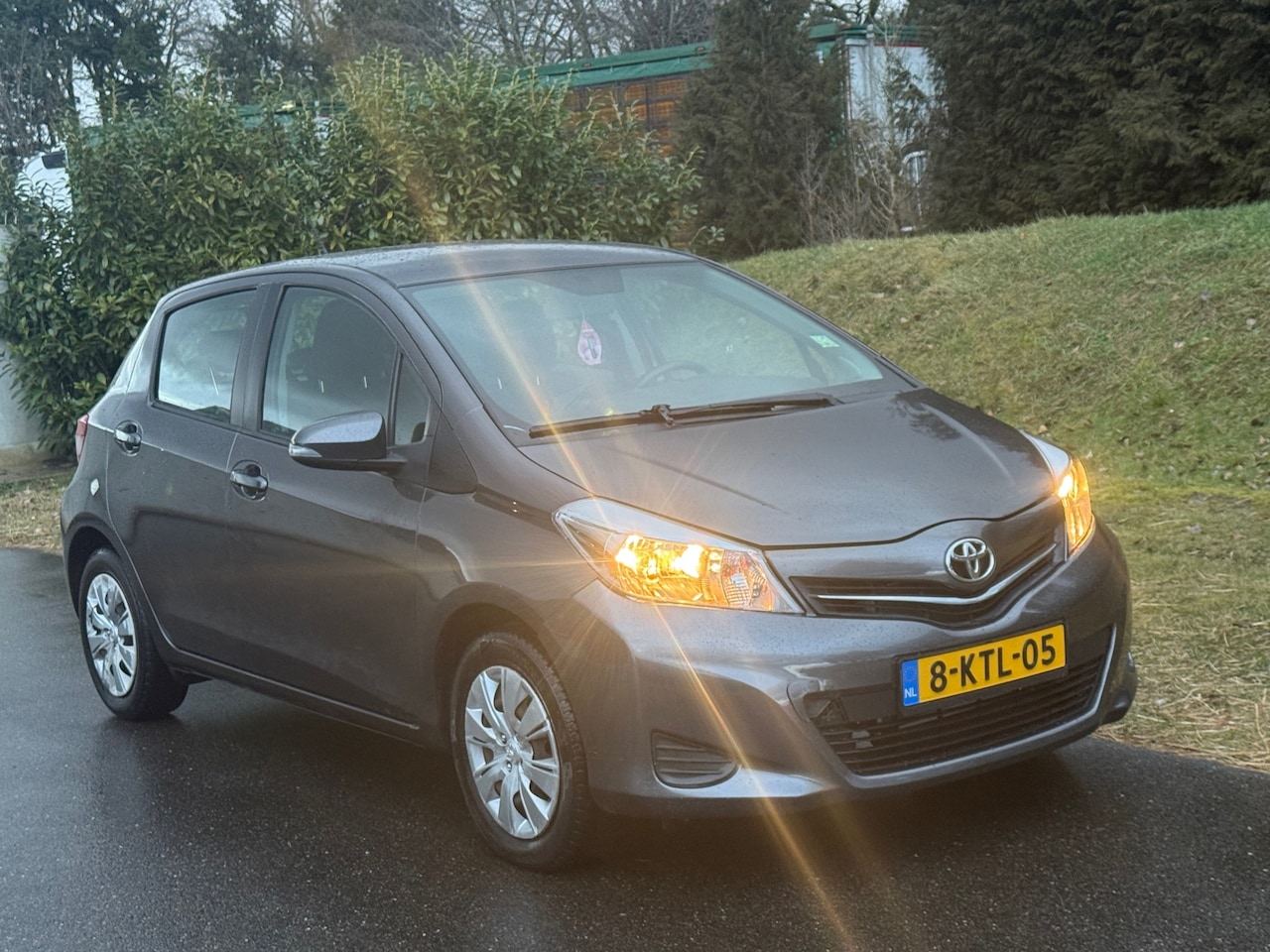 Toyota Yaris - 1.0 VVT-i Comfort 1.0 VVT-i Comfort - AutoWereld.nl