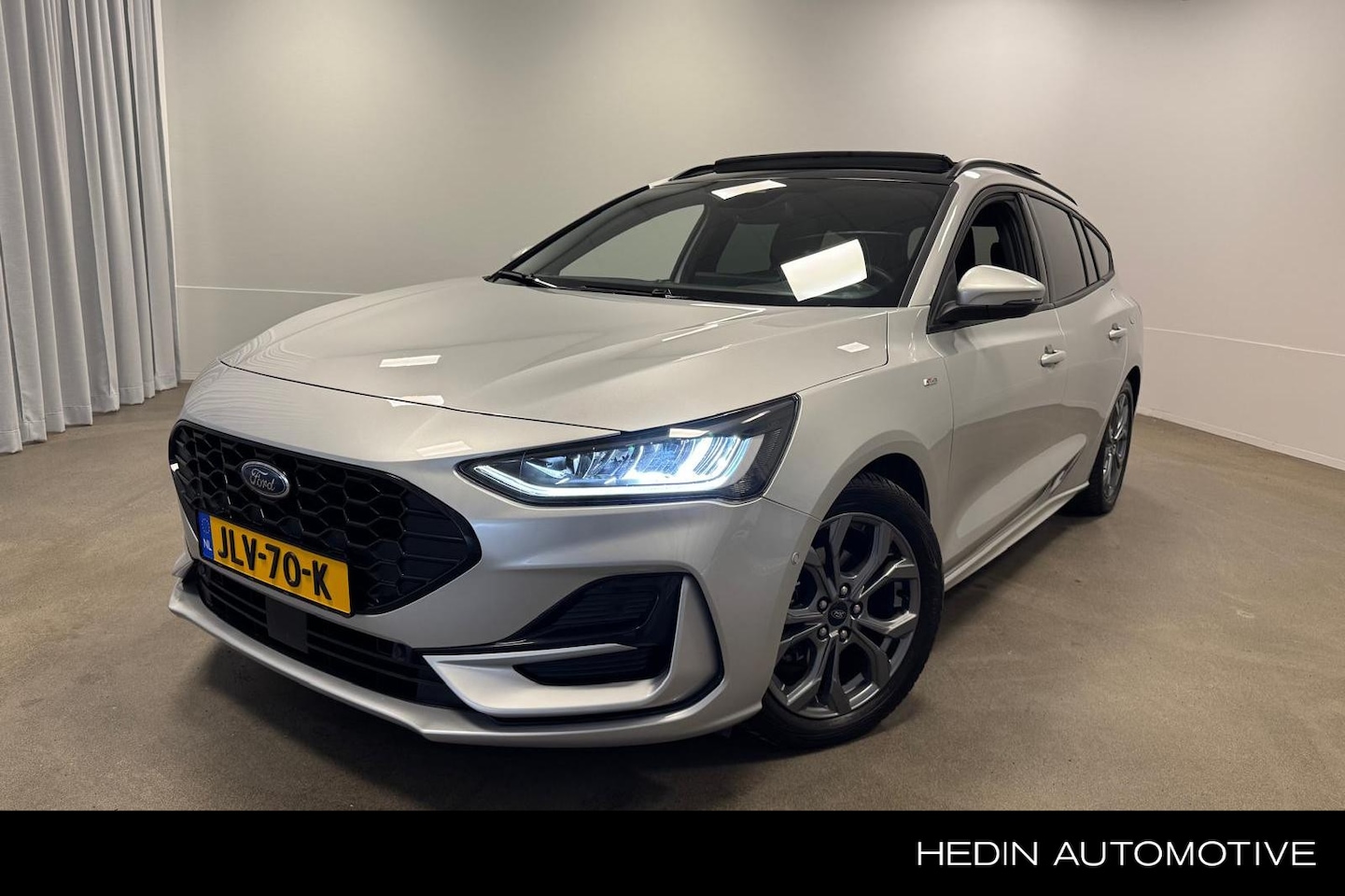 Ford Focus Wagon - 1.0 EcoBoost Hybrid ST Line X | Trekhaak | Pano | Adaptive Cruise | BLIS | Winter Pack - AutoWereld.nl