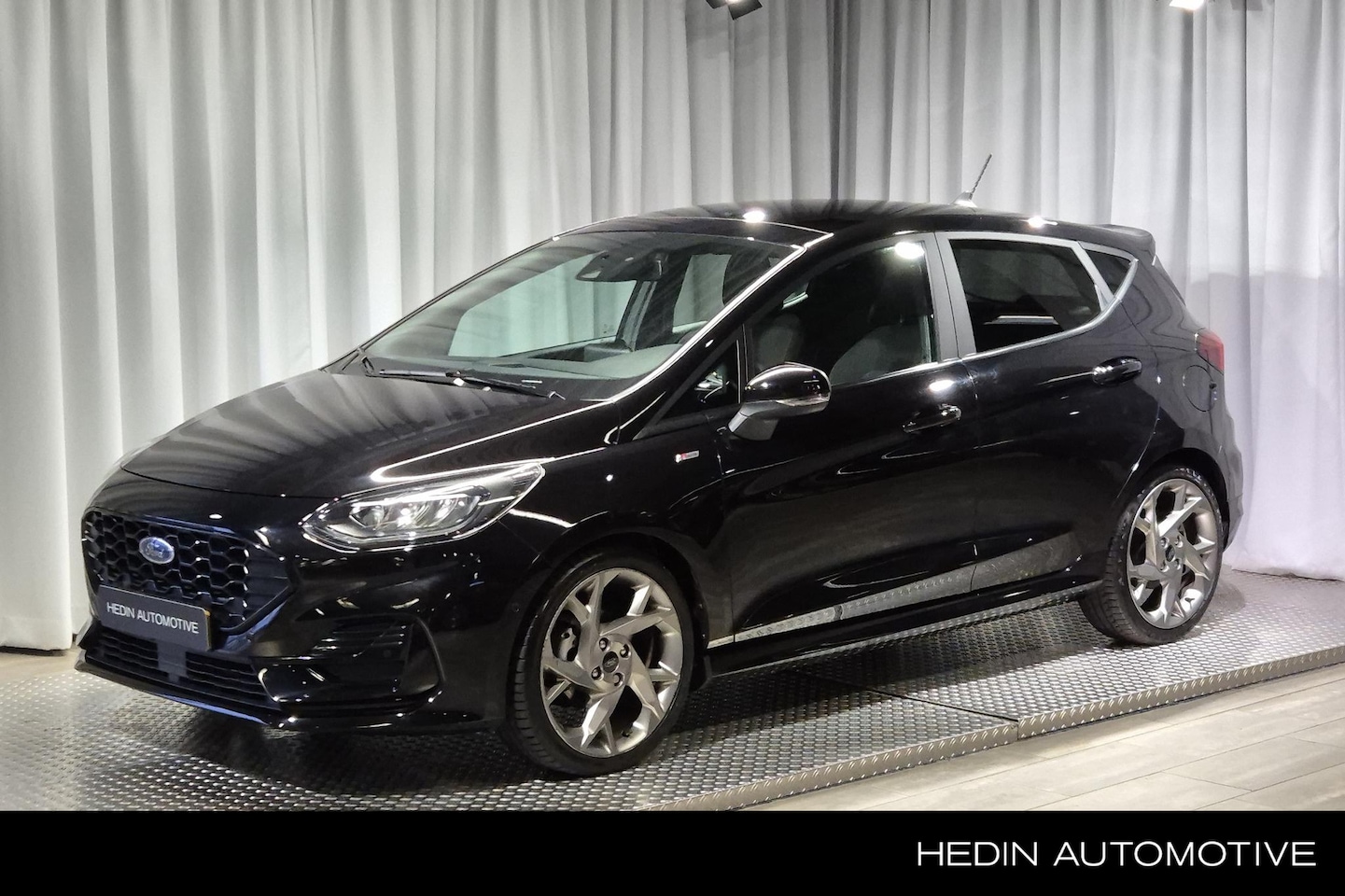 Ford Fiesta - 1.0 EcoBoost Hybrid ST-Line X Panoramadak | 18" | Parking Pack - AutoWereld.nl