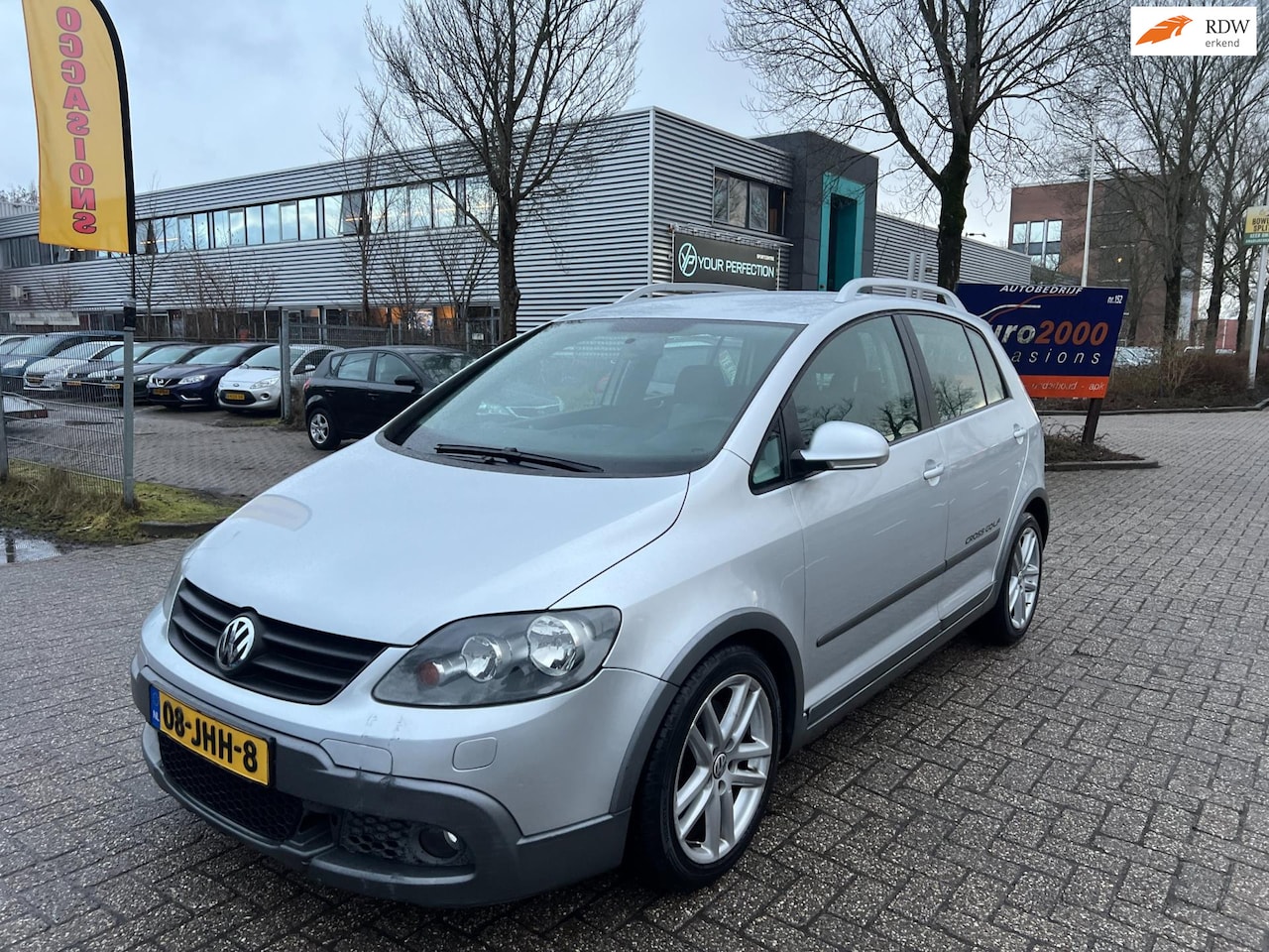 Volkswagen Golf - 1.4 TSI Cross - AUTOMAAT - NIEUWE JAAR APK ! - AutoWereld.nl