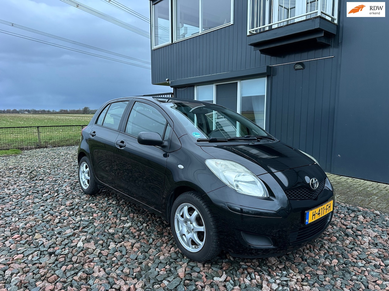 Toyota Yaris - 1.0 VVTi Acces 1.0 VVTi Acces - AutoWereld.nl
