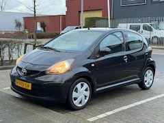Toyota Aygo - 1.0 Benzine 5 Deurs Zwart CarPlay Onderhouden Vol