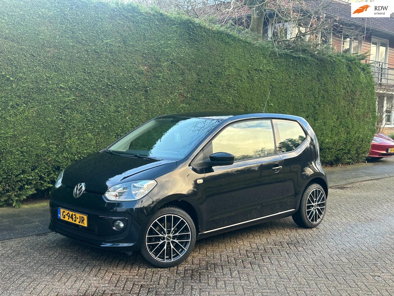 Volkswagen Up! - 1.0 high up! RIJDGOED/AIRCO/APK 12-26/STOELV - AutoWereld.nl