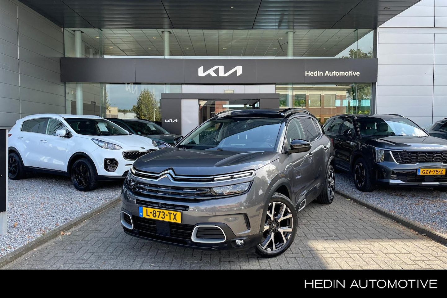 Citroën C5 Aircross - 1.2 PureTech Business Plus Carplay | Stoelverwarming | Panoramisch dak |  Park assist | Tr - AutoWereld.nl