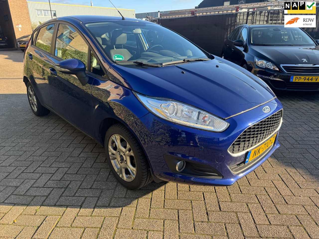 Ford Fiesta - 1.0 Style Ultimate Led, Cruise control, Navigatie - AutoWereld.nl