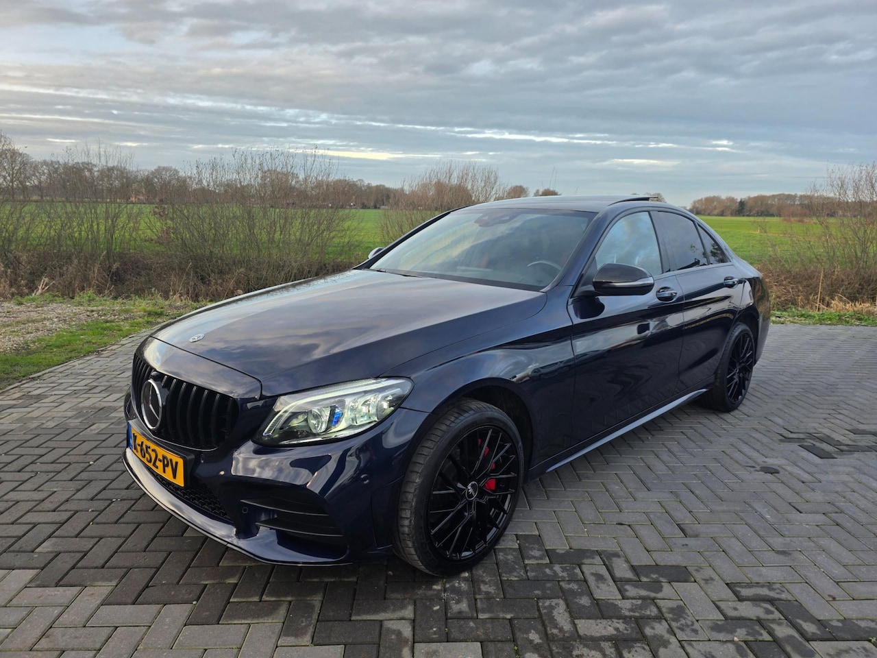 Mercedes-Benz C-klasse - 300 d 4MATIC amg uitvoering 2019 PANORAMADAK - AutoWereld.nl