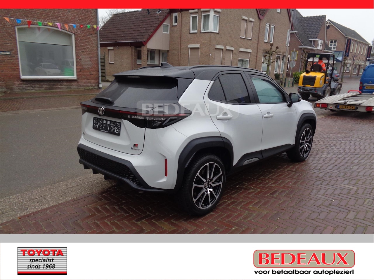 Toyota Yaris Cross - 1.5 VVT-I Hybrid 130pk CVT GR Sport, bij Toyota specialist - AutoWereld.nl