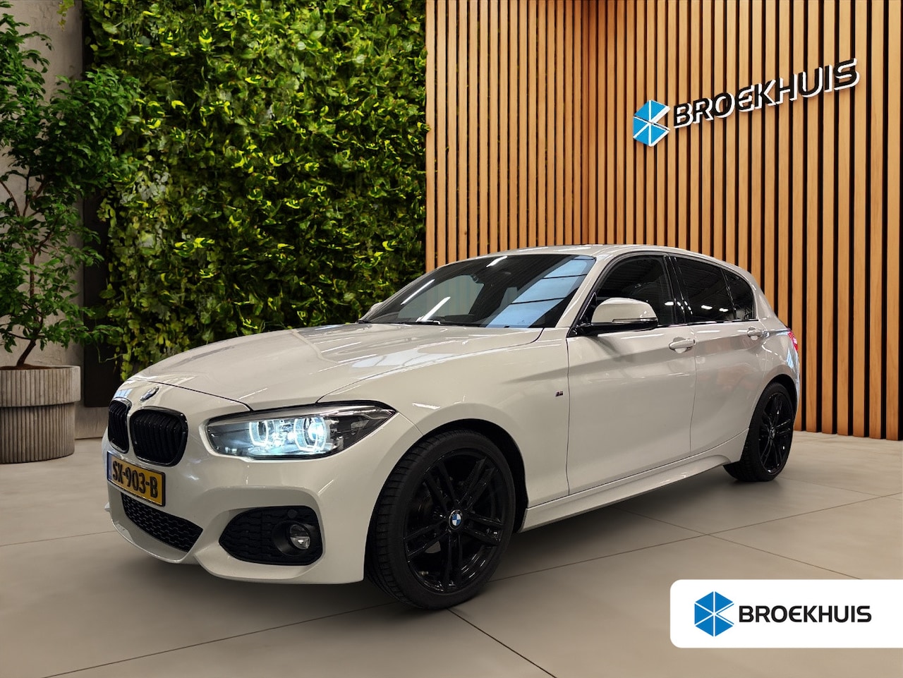 BMW 1-serie - 118i M-sport Corporate Lease Executive | NL-auto | 2e Eigenaar | Dealer onderhouden | Schu - AutoWereld.nl