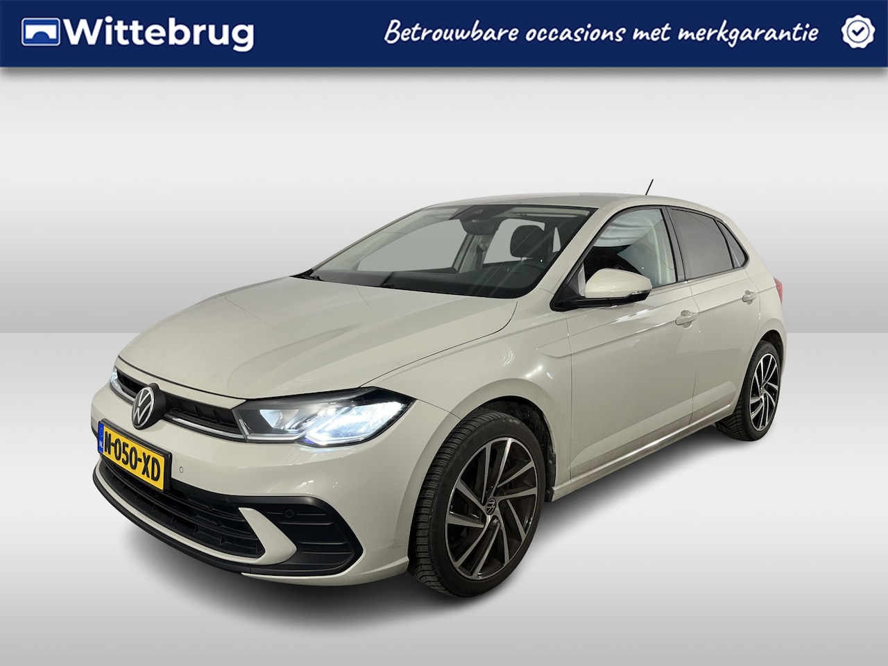 Volkswagen Polo - 1.0 TSI Life / PARK. SENSOREN/ APP-CONNECT/ NAVI/ DAB/ AIRCO/ CRUISE/ LANE-ASSIST/ AUTOM. - AutoWereld.nl
