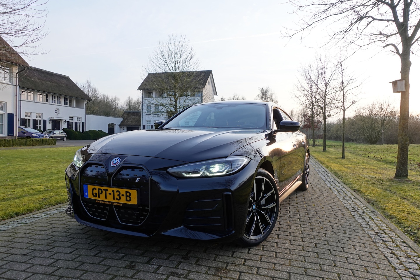 BMW i4 - eDrive35 High Executive 70 kWh | Harman Kardon | Head-Up | LED | Schuif/Kanteldak | Adapti - AutoWereld.nl