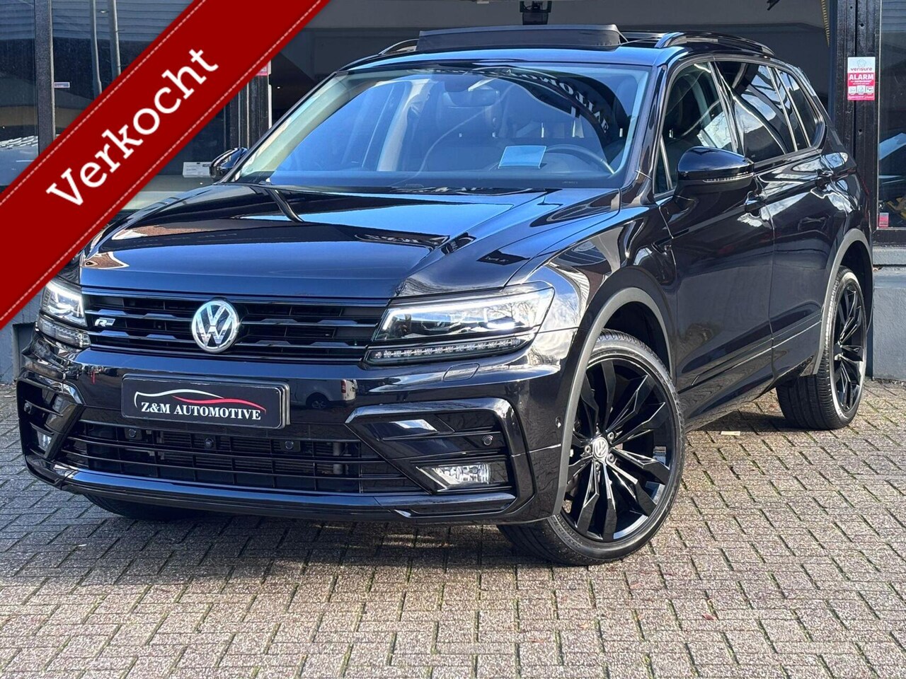 Volkswagen Tiguan Allspace - 1.5 TSI R-Line 7p. Pano*Led*Vir*Leder - AutoWereld.nl