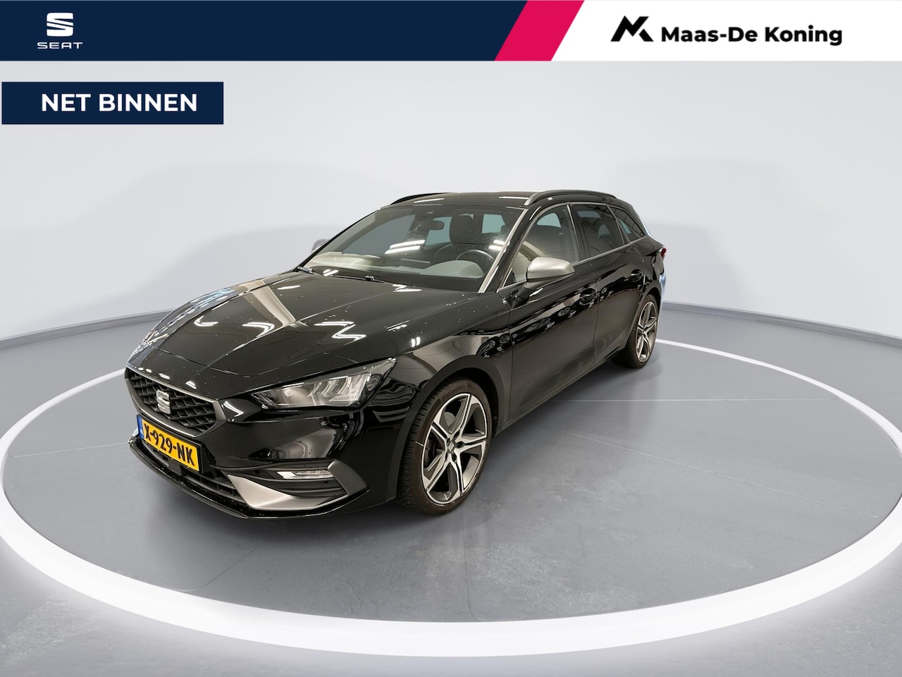 SEAT Leon Sportstourer - 1.0 eTSI 110pk DSG Style Business Intense · Apple/Android Car Play · Navigatie · P-Sensore - AutoWereld.nl
