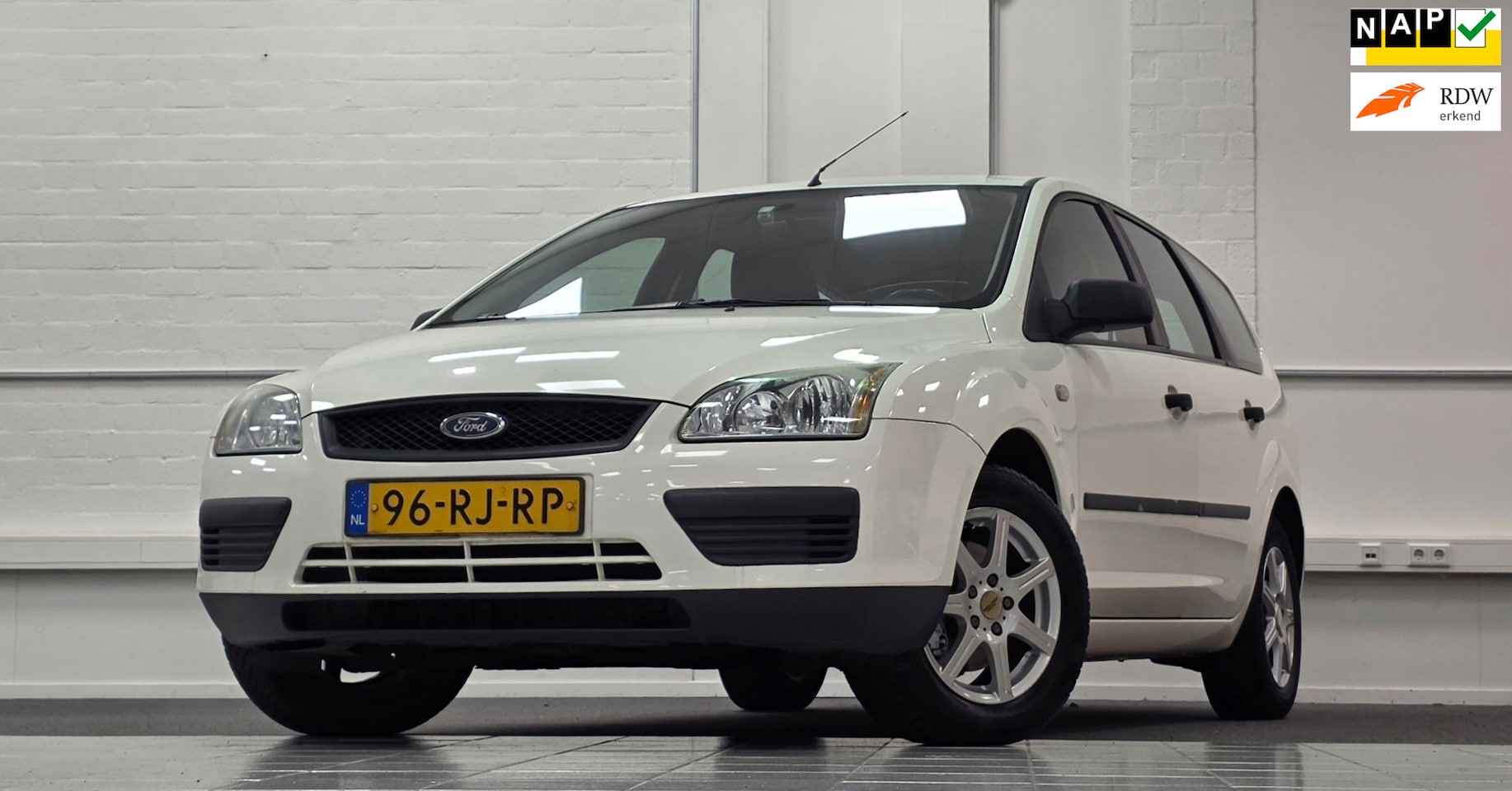 Ford Focus Wagon - 1.6-16V Trend 1.6-16V Trend - AutoWereld.nl