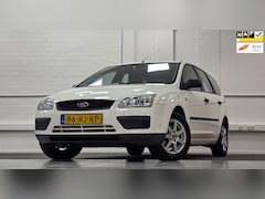 Ford Focus Wagon - 1.6i 16V Trend Trekhaak Nieuwe APK Garantie Airco