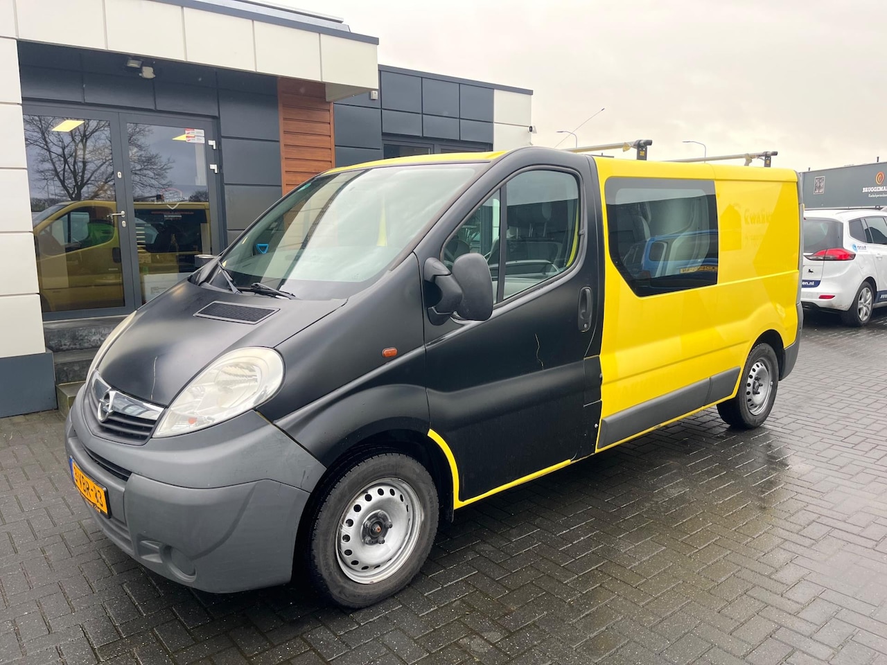 Opel Vivaro - 2.0 CDTI L2 DC Airco 2009 115 pk - AutoWereld.nl