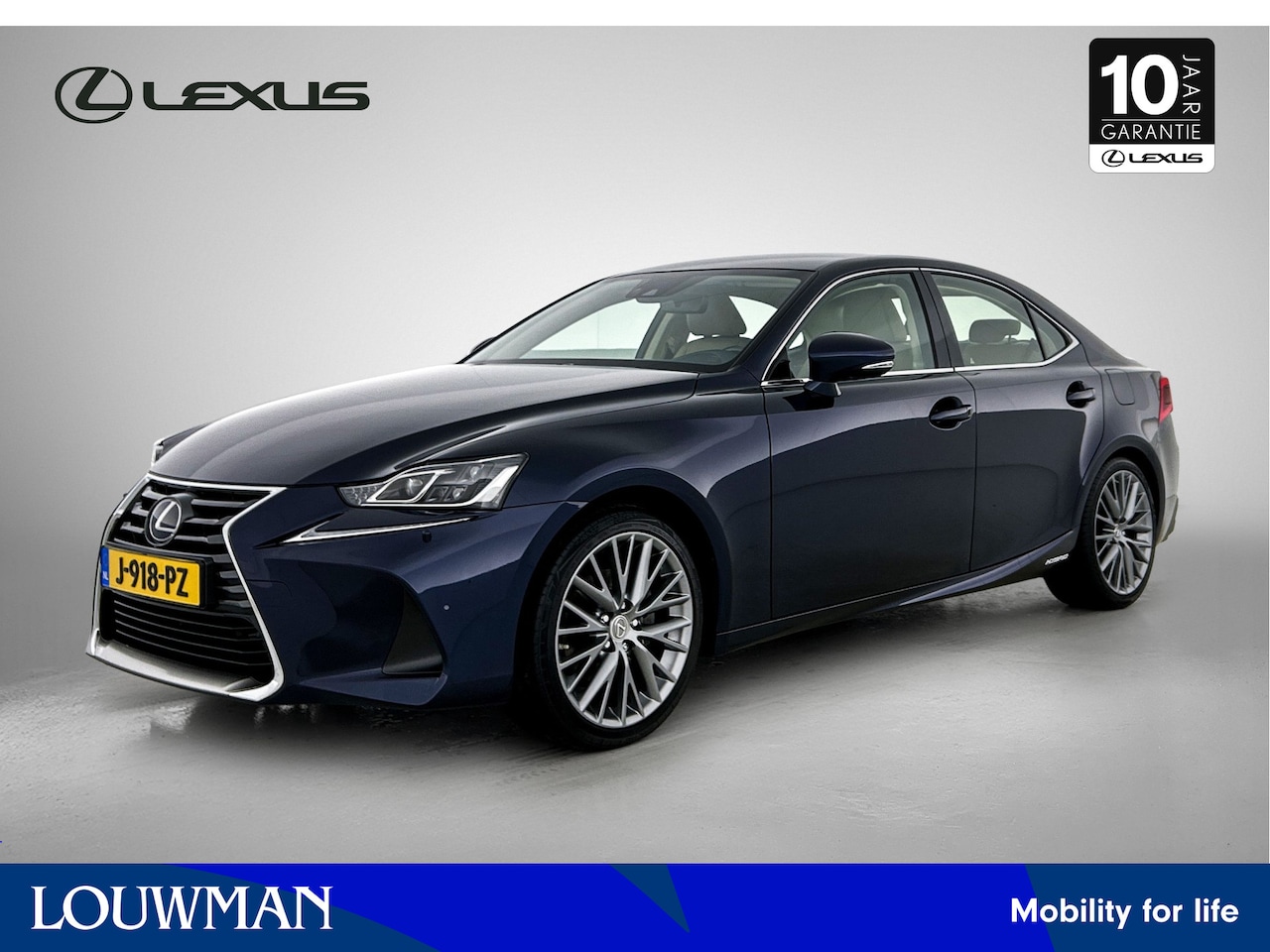 Lexus IS - 300h Hybrid Luxury Line 300h Hybrid Luxury Line - AutoWereld.nl