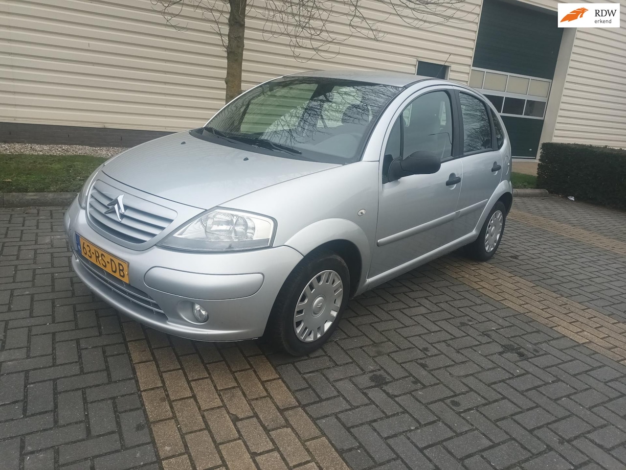 Citroën C3 - 1.4i Attraction 5 deurs + nw APK - AutoWereld.nl