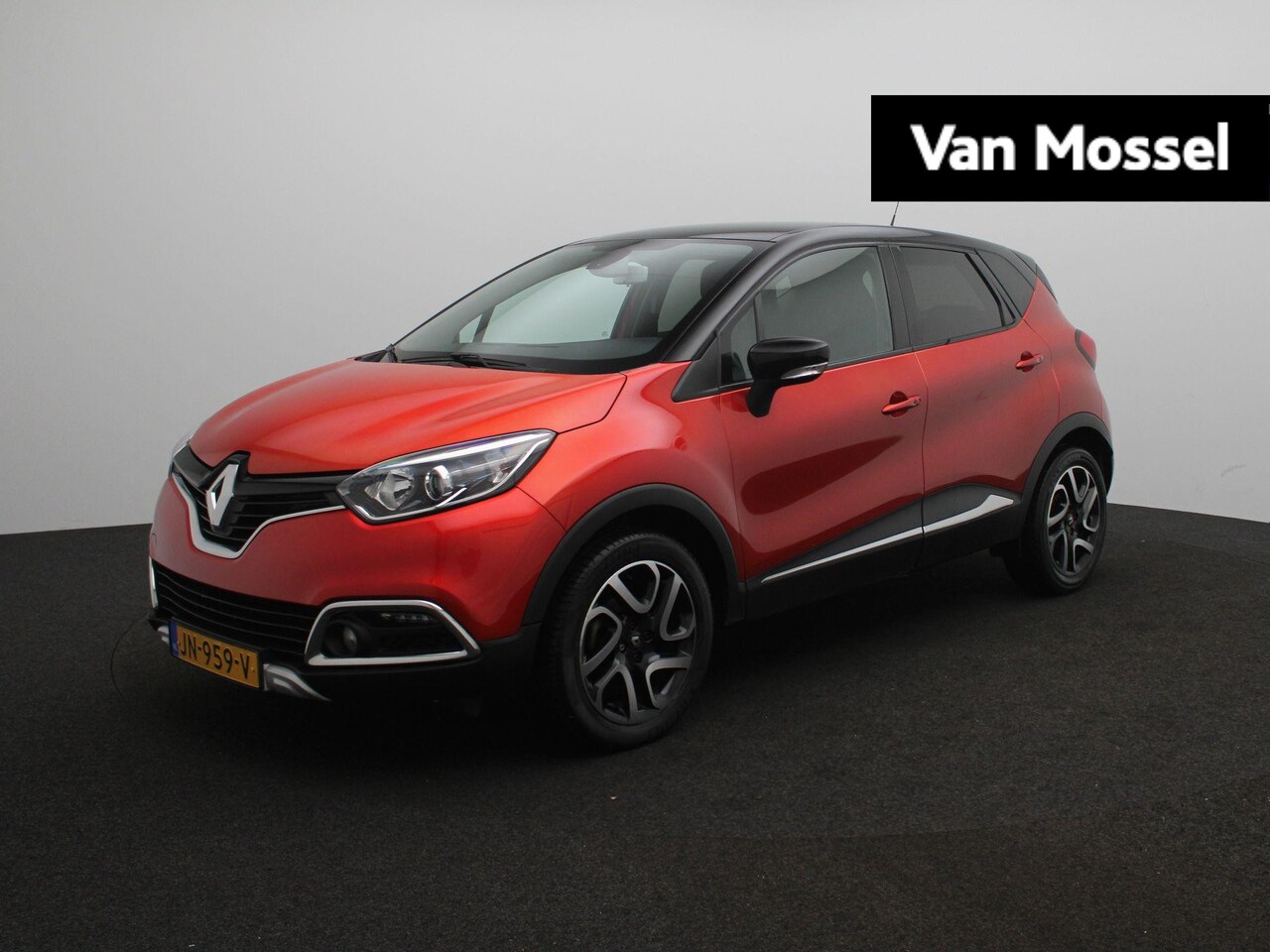Renault Captur - 0.9 TCe Xmod | Trekhaak | Leder | Camera | Navigatie | Climate Control | - AutoWereld.nl