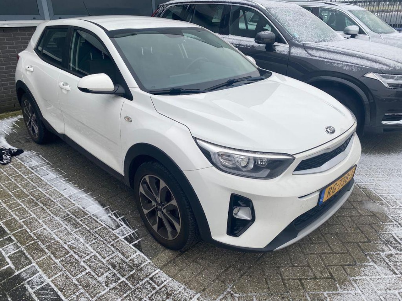 Kia Stonic - 1.0 T-GDi 120PK Dealer o.h. NL-auto - AutoWereld.nl