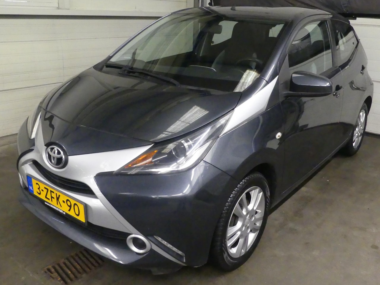 Toyota Aygo - 1.0 VVT-i x-play - Carplay - Airco - Dealer Onderhouden - AutoWereld.nl
