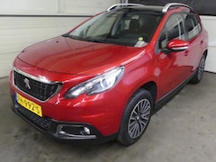 Peugeot 2008 - 1.2 PureTech Blue Lion - Carplay - Mooie Auto