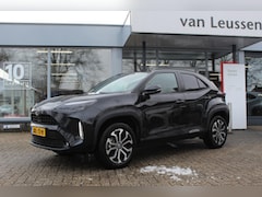 Toyota Yaris Cross - 1.5 Hybrid 115 First Edition MICHELIN ALL SEASONS KEYLESS STUUR&STOELVERW. LED DAB CLIMA L