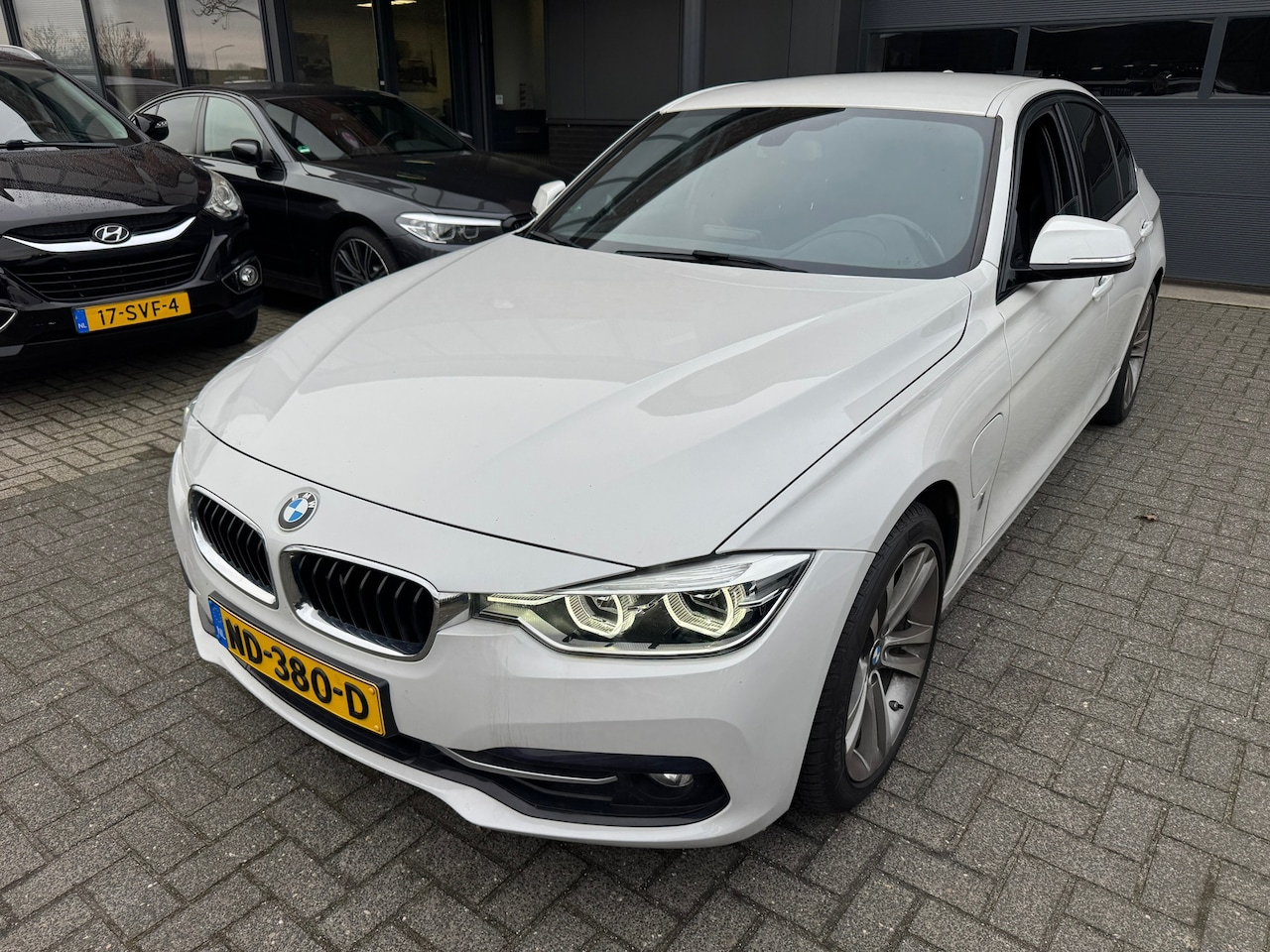 BMW 3-serie - 330e Centennial Executive STORING ACCU RIJDT GOED ORIG NL NAP - AutoWereld.nl