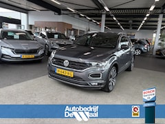 Volkswagen T-Roc - 1.5 TSi 150PK DSG Sport Bns R-Line AFN.TREKHAAK/19INCH/CAMERA/NAVI/VIRTUAL/CARPLAY/PDC