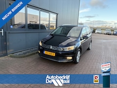 Volkswagen Touran - 1.5 TSi 150pk Highline 7-persoons NAVI/CARPLAY/CLIMA/ADAPT/CRUISE/PDC