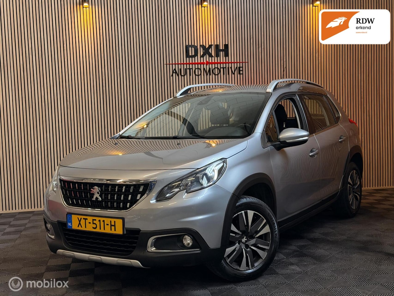 Peugeot 2008 - 1.2 PureTech Allure D.Riem Vervangen! CARPLAY - AutoWereld.nl
