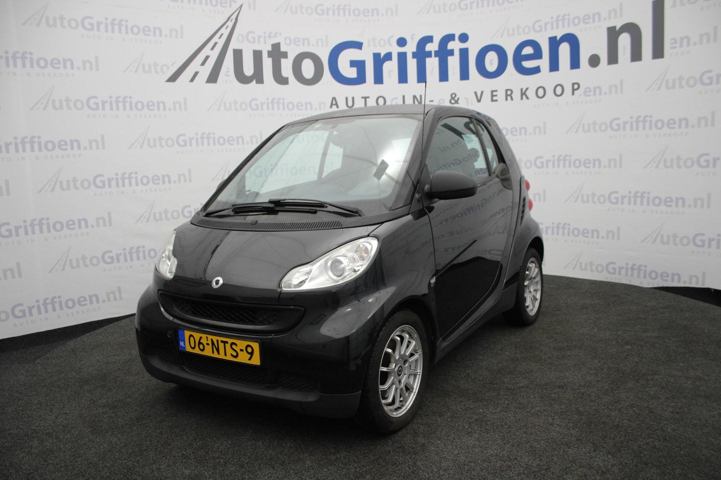 Smart Fortwo coupé - 1.0 mhd Pure met airco - AutoWereld.nl