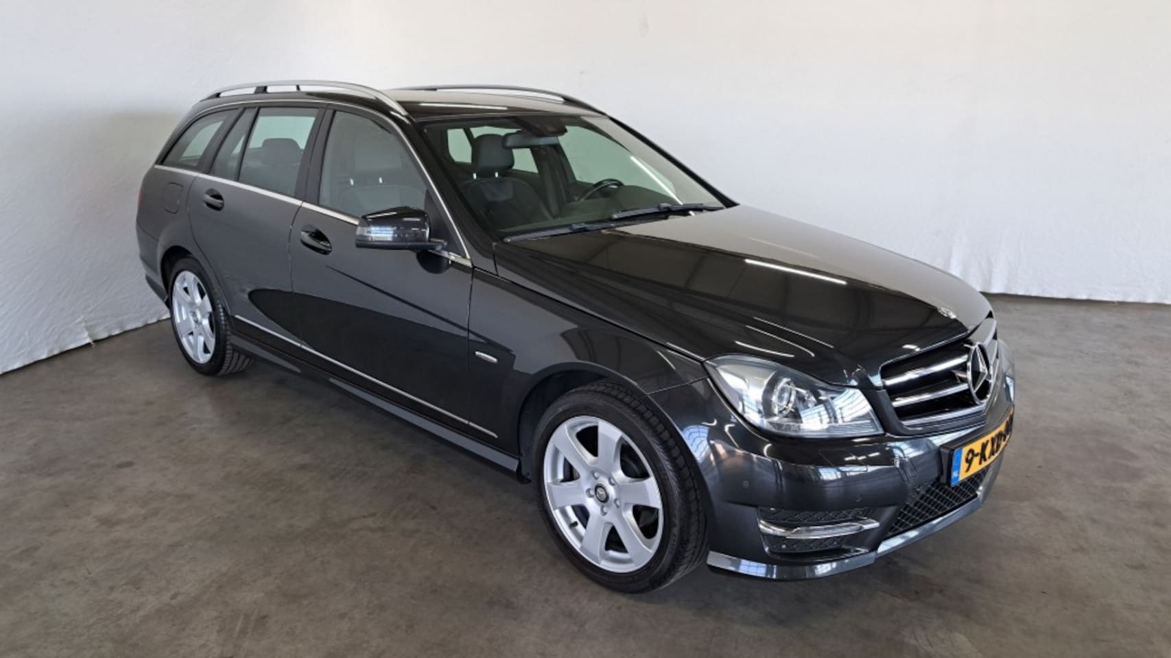 Mercedes-Benz C-klasse - 180 BlueEfficiency Amg Styling Final Edition C Avantgarde NL - AutoWereld.nl