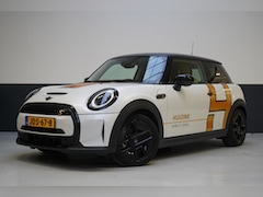 MINI Mini-Electric - Classic 33 kWh | Zwart optiek | Navigatie | Stoelverwarming | Privacy Glass