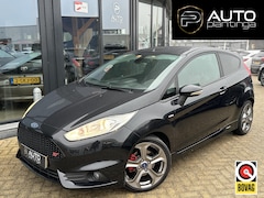 Ford Fiesta - 1.6 ST2 182PK | ZEER NETTE STAAT | Dealeronderhouden | Achteruitrijcamera | Recaro | Sony