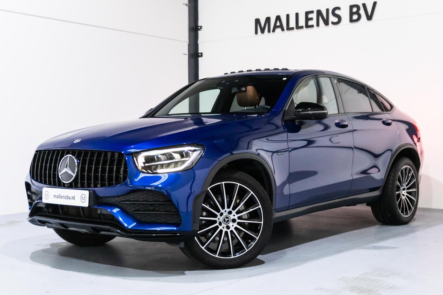 Mercedes-Benz GLC-klasse Coupé - 300e 4MATIC Premium Plus VOL/MEMORY/LEDER/BURMESTER/HEADUP/SCHUIFDAK/360 - AutoWereld.nl