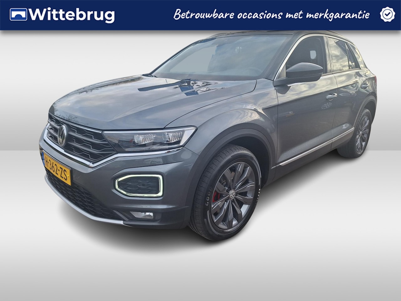 Volkswagen T-Roc - 1.5 TSI Sport Koplampverlichting LED, camera, LM 17" - AutoWereld.nl