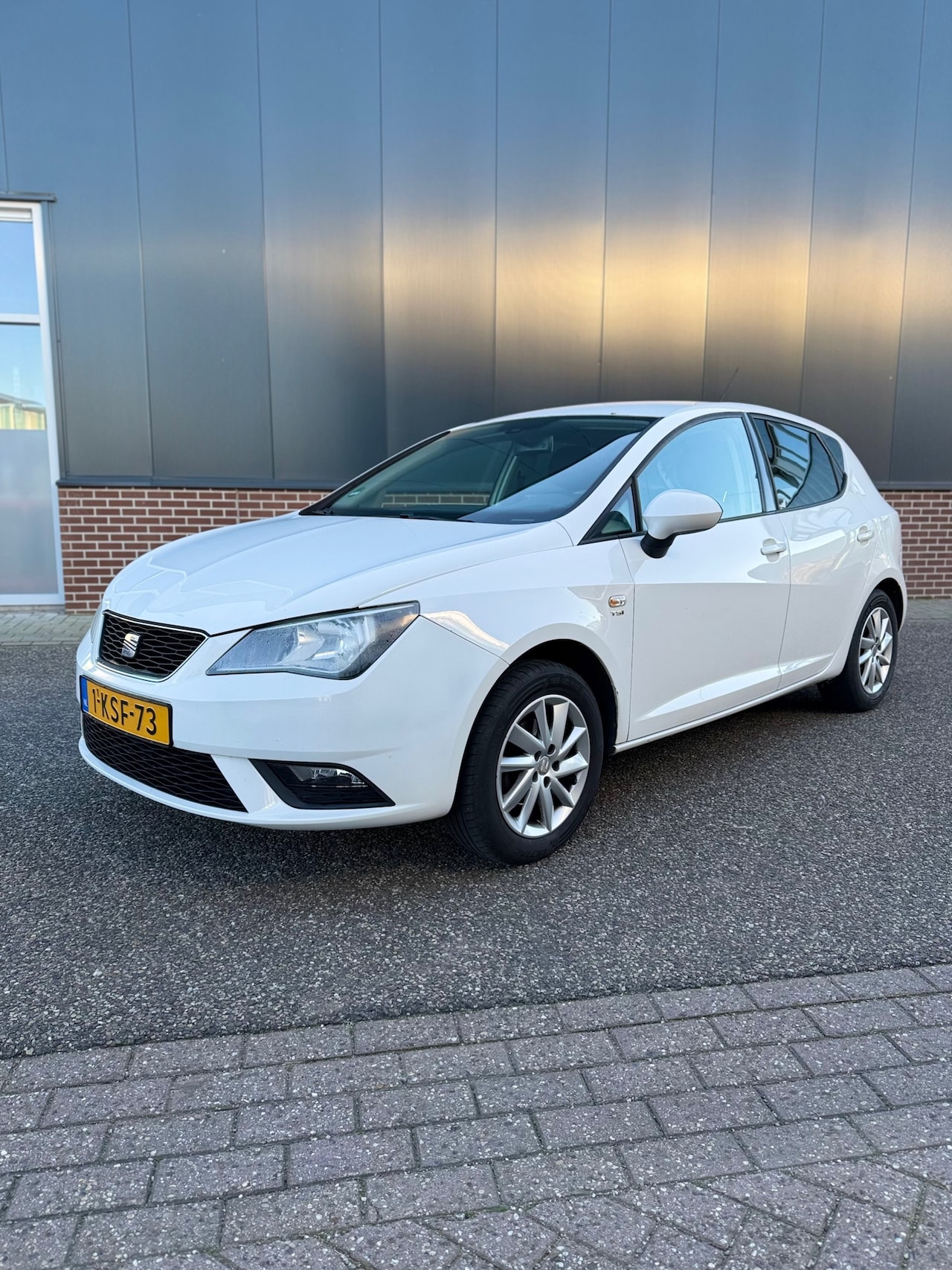 SEAT Ibiza - 1.2 TSI | Nieuwe APK | Carplay | 105 PK - AutoWereld.nl