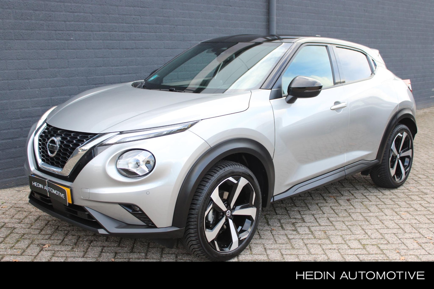 Nissan Juke - DIG-T 117 PK Premiere AUTOMAAT Navigatie | Camera | Climate | Cold Pack | 19" LM-velgen - AutoWereld.nl