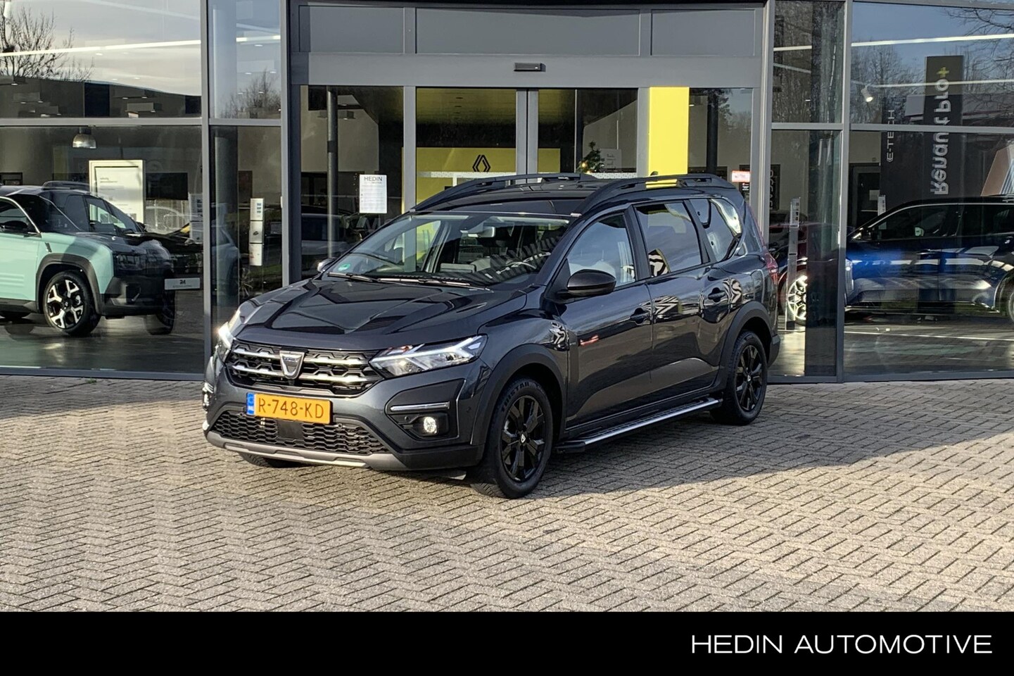 Dacia Jogger - 1.0 TCe 110 Extreme 7p. | Navi | Camera | LM Velgen | Airco - AutoWereld.nl